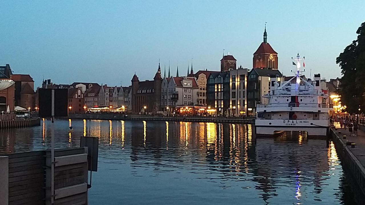 Magical River View By Downtown Apartments グダニスク エクステリア 写真